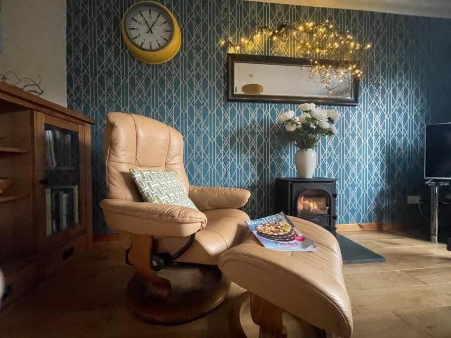 Peaceful Getaway In Peebles Villa Bagian luar foto
